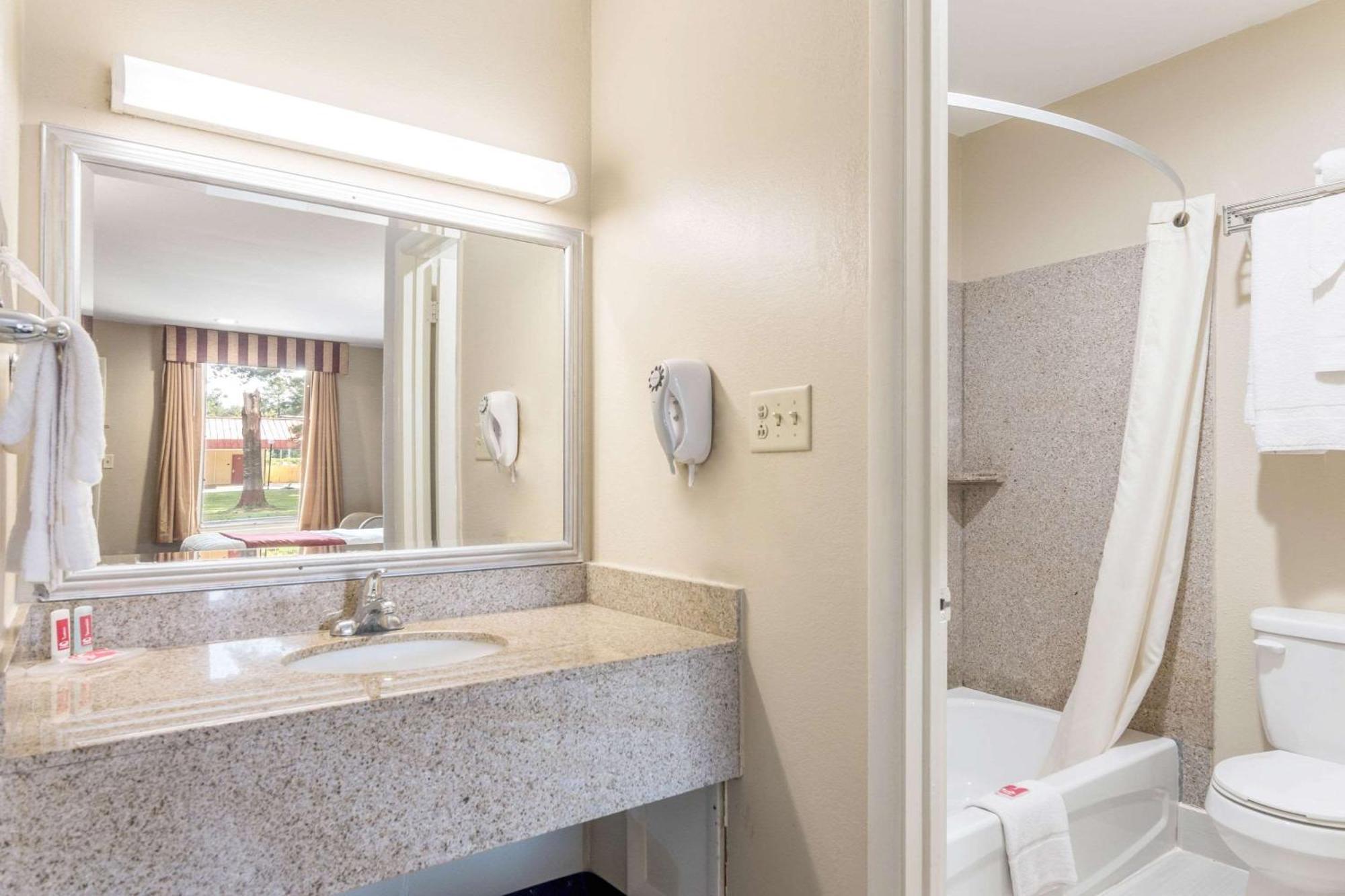 Econo Lodge Pocomoke City Hwy 13 Luaran gambar